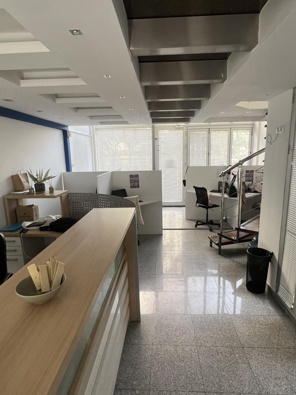 IZDAJE SE POSLOVNI PROSTOR 60 m² – BULEVAR KRALJICE MARIJE, KRAGUJEVAC